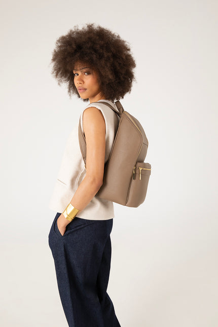 REMI Vegan Backpack – Grain | Color: Coal - variant::coal