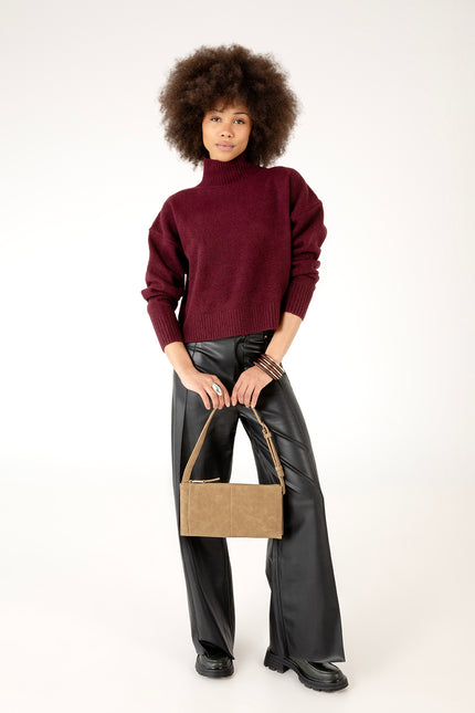 SAIGE Vegan Shoulder Bag – Solstice | Color: Juniper - variant::juniper