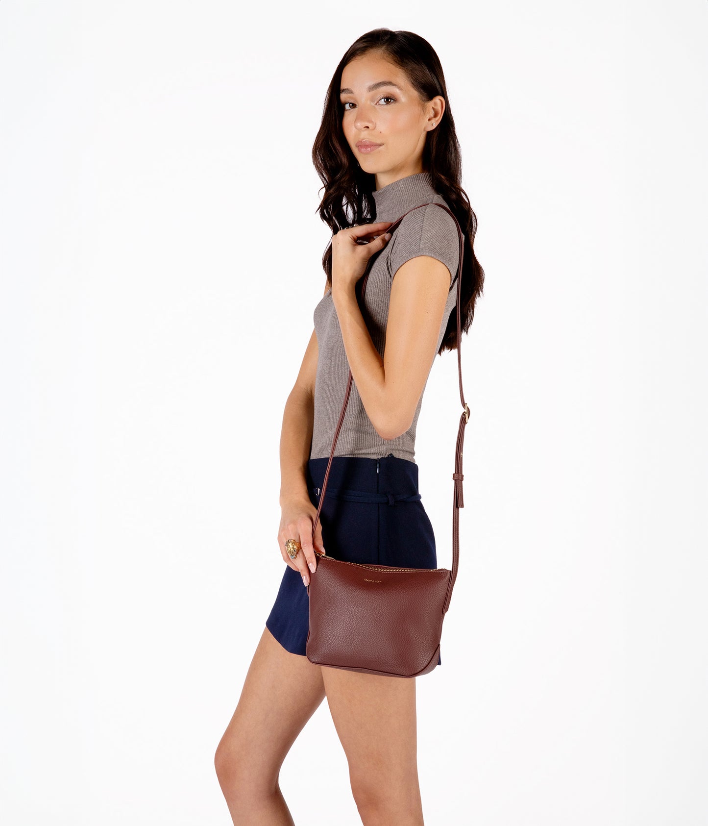 SAM Vegan Crossbody Bag - Grain | Color: Cherry - variant::cherry