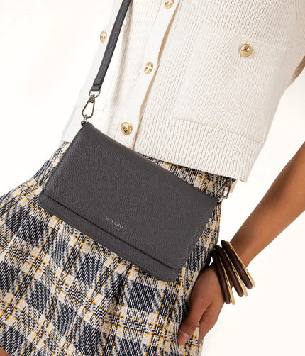 BEE Vegan Crossbody Bag - Grain | Color: Black - variant::black