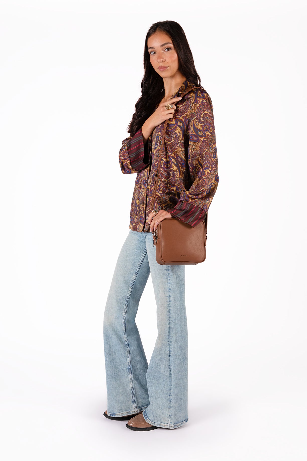 ROSE Vegan Crossbody Bag – Forum | Color: Sable - variant::sable