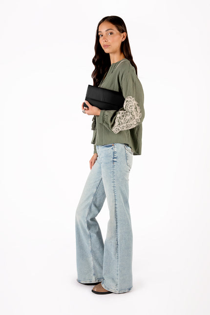 EDIA Vegan Clutch – Theme | Color: Tea - variant::tea