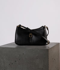 BLACK / OS
