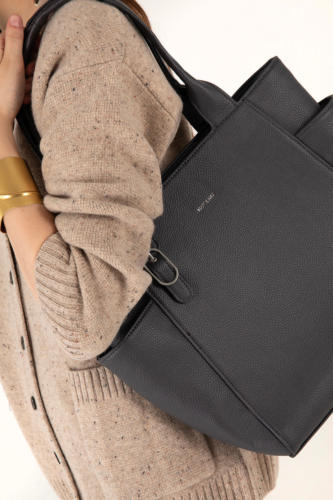 IONA Vegan Tote Bag - Grain | Color: Black - variant::black