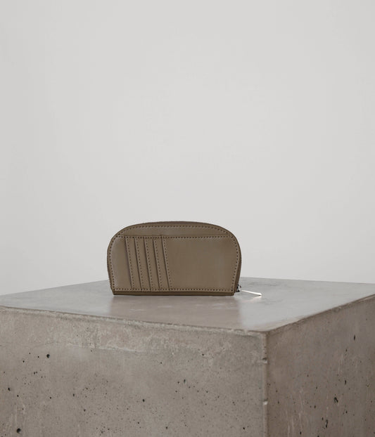 MEREL Vegan Card Holder - UPPEAL™ | Color: Cappuccino - variant::cappuccino