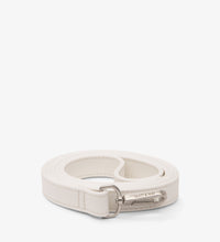 WHITE / OS